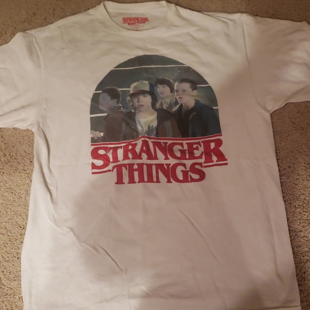 Season 1 of "Stranger Things" Rue21 t-shirt